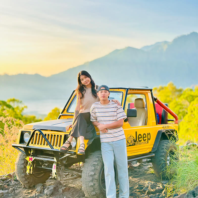 package - Sunrise & Black Lava Jeep Tour