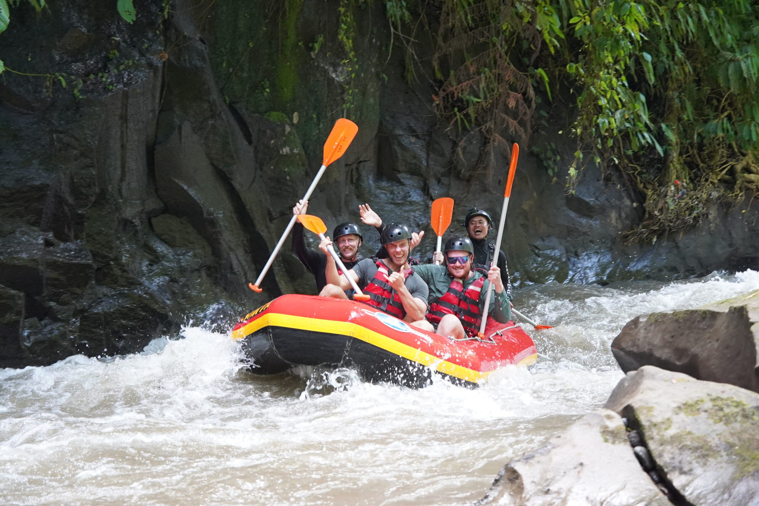 RAFTING UBUD